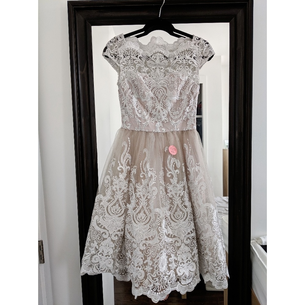 NWT Chi Chi London US 2/UK 6 Silver and Gray Dress